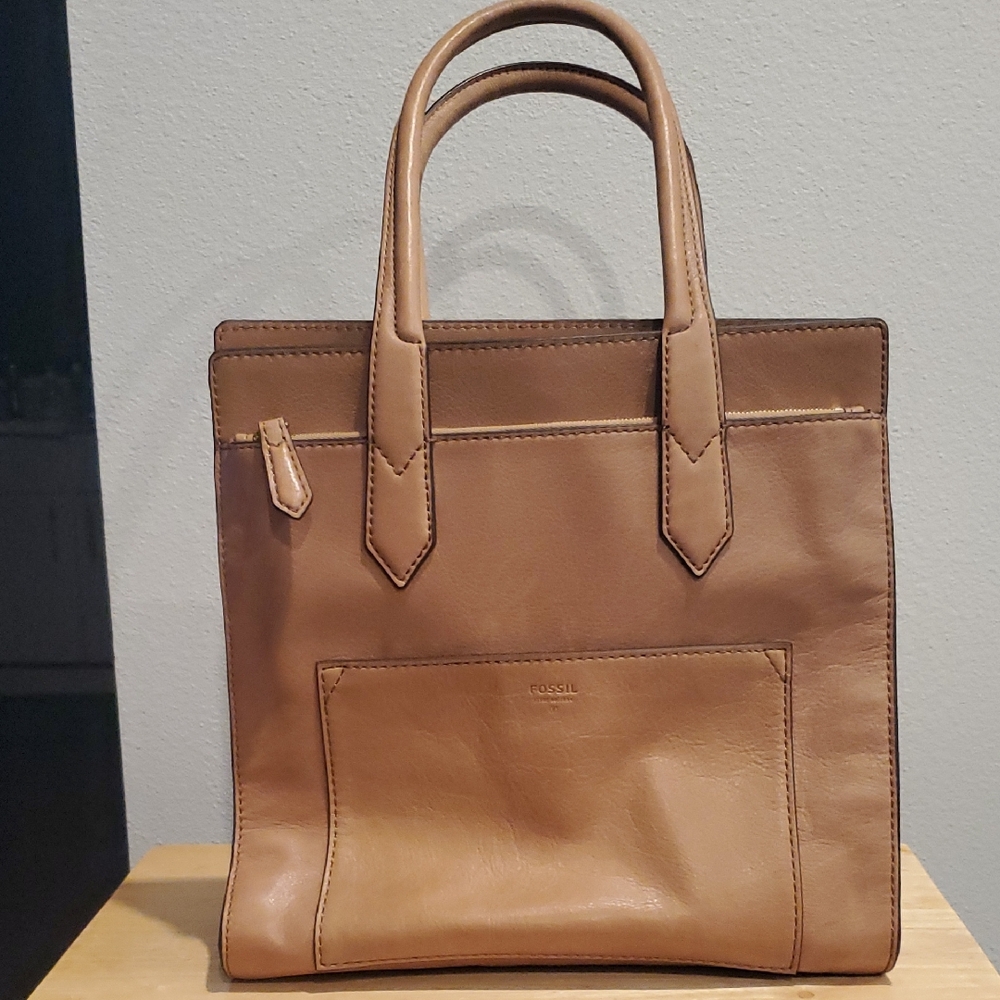 Fossil Tan Leather Tote